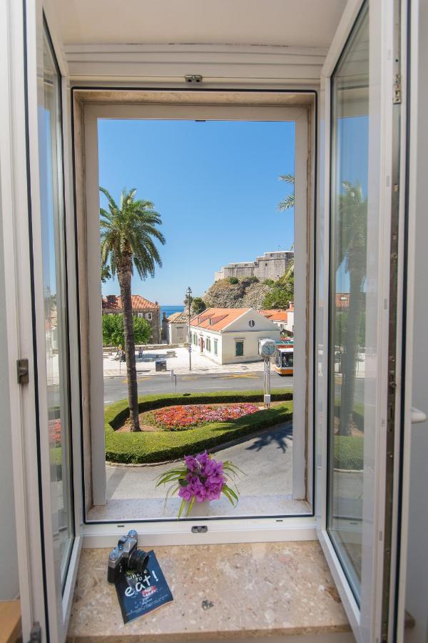 Tomato Old Town Entrance Hotel Dubrovnik Bagian luar foto