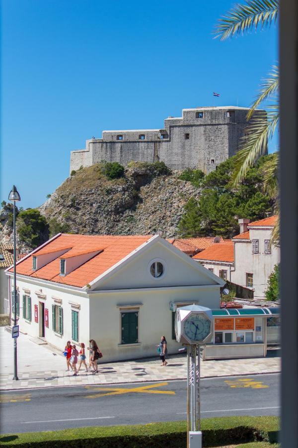 Tomato Old Town Entrance Hotel Dubrovnik Bagian luar foto